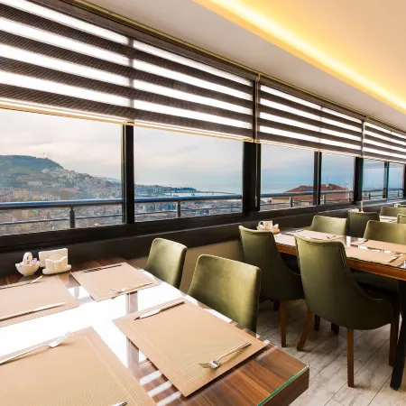 Azra Residence Otel