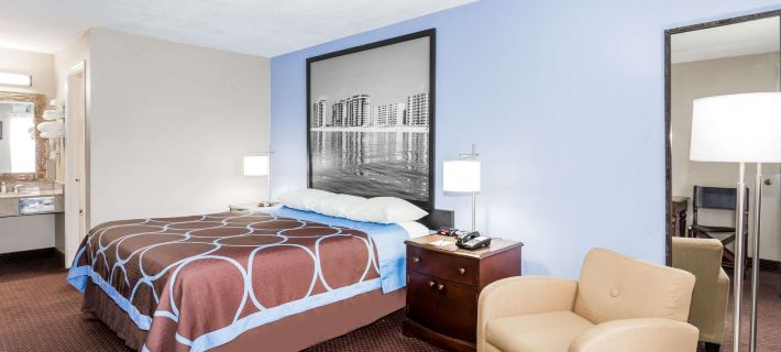 Super 8 by Wyndham Foley Hotels in Foley