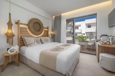 Cabana White Boutique Hotel & Suites Hotels near OLIVESHOP