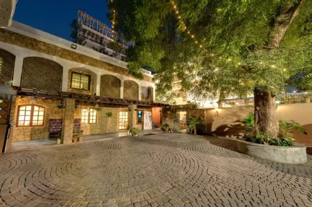 WelcomHeritage Mani Mansion