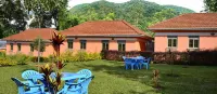 Sadrina Comfort Cottages Hotels in Matugga
