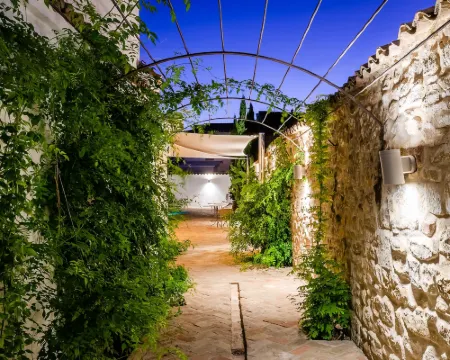 Hotel YIT La Casona del Arco Hoteles en Baeza