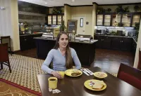 Homewood Suites by Hilton Beaumont - breakfast