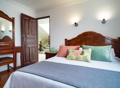 Hotel Virrey Central