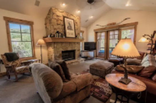 Town Point Condos by Park City Vacations