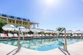 The Virginia and Cottages