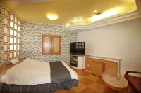 Happy Kiss (Adult Only) Hotels in Showa