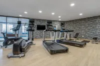 Cambria Hotel West Orange - С тренажерным залом