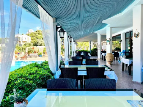 安弗拉別墅酒店