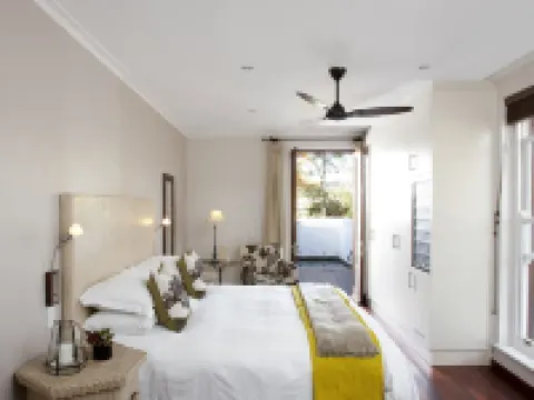 ザ ロッジ ラヴィニール ステレンボッシュのホテル