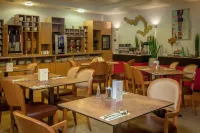 Hôtel Montaigne & Spa - breakfast