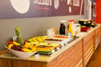 Ibis Canoas Shopping - breakfast