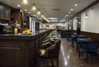 Atyrau Dastan Hotel - bar
