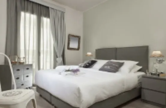 The Gardens Gallery Hotel