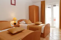Ratac Apartments Bol - Layanan Antar-Jemput