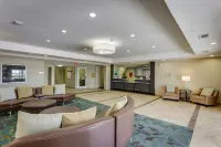 Candlewood Suites College Station at University