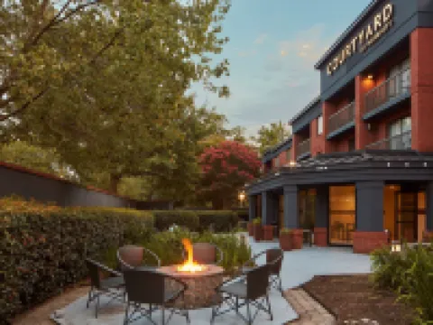 Courtyard Newport News Yorktown Hotels in York County