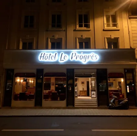 Hotel le Progres Отели рядом с достопримечательностью «Ancien couvent de la Baumette»