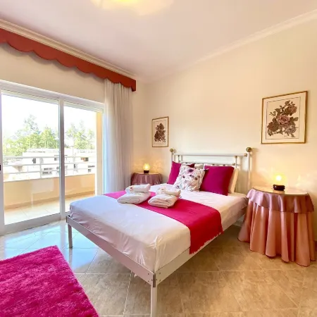 Vilamoura Typical 2 with Pool by Homing