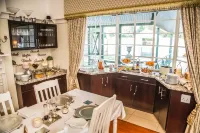 AnnVilla Guesthouse - พร้อมอาหารเช้า