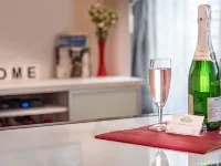 5-Stars Apartments - Old Town Hotels near Central Cemetery