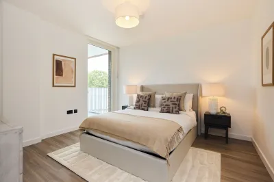 The Tottenham Escape - Lovely 2BDR Flat with Balcony Các khách sạn gần Alexandra Palace