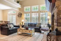 Highland Hideaway by AvantStay - Beach