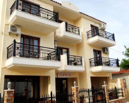 Anthena Studios Hotels in Skiathos