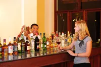 Villa Inle Boutique Resort - Bares