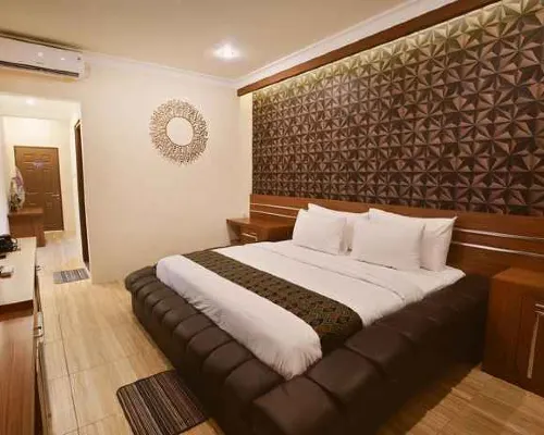 Patria Family Hotel Các khách sạn ở Blitar