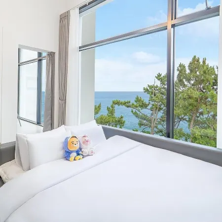 Yeosu Sea&Blue Family Pension