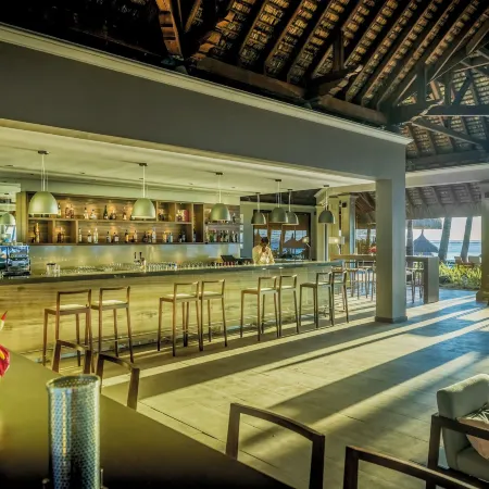 Paradis Beachcomber Golf Resort & Spa