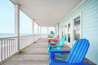 Poseidon by AvantStay on the Beach Two Ocean Facing Balconies Hot Tub Hotels in Folly Beach