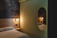 Tirreno CODE ROOMS Hotels in Tarquinia