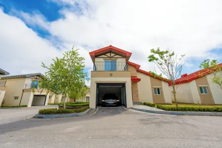 Le Comte Bleu Отели рядом с достопримечательностью «MonaYongPyong - Ski Resort»