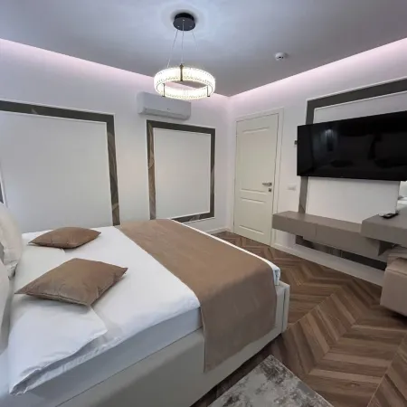 Monarc Boutique ApartHotel - Self Check-IN
