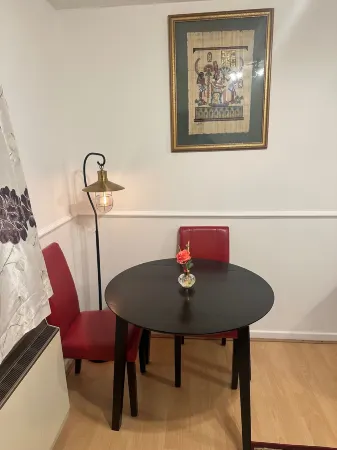 1Br-Sleeps2-Parking-QuietStay-CityCentre Отели рядом с достопримечательностью «Longthorpe Tower»