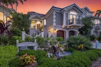 Il Paradiso Perduto 7 Bedroom Home by RedAwning