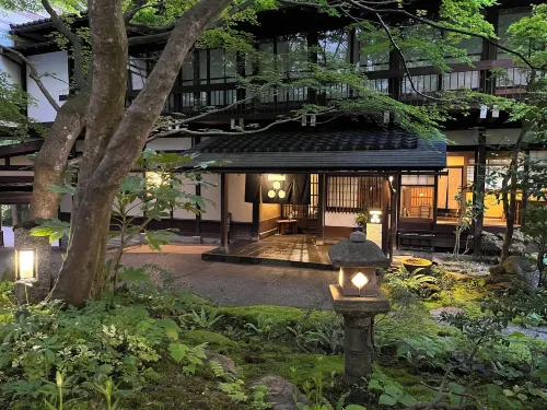 Wataya Hotel di Hakusan