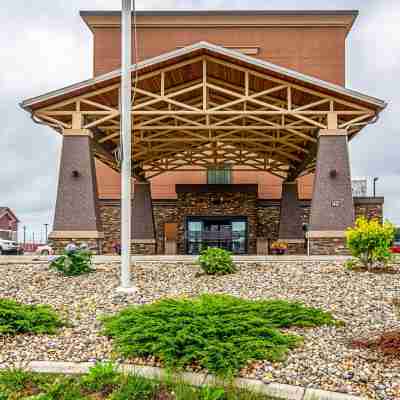 Legend Hotel Minot Hotel Exterior