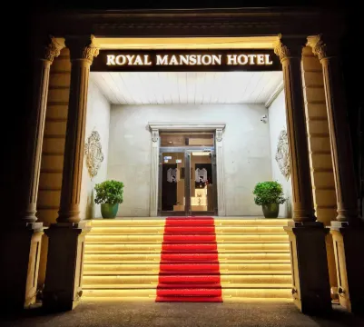 Royal Mansion Hotel Отели рядом с достопримечательностью «Баладжары»