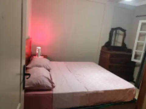 貝賈亞市中心設備齊全的F2 貝賈亞住宿飯店