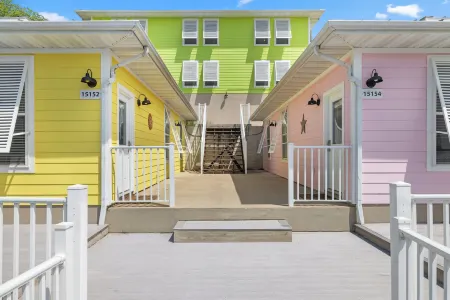 Coconuts RV Resort Отели в г. Osage Township