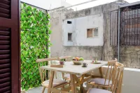 Boho Studios & Apts in Mar Mikhael Hotels in Jdeideh