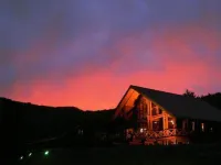 Log Hotel Larch Lake Kanayama Hotels in Minamifurano