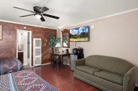 스모키 베어 모텔