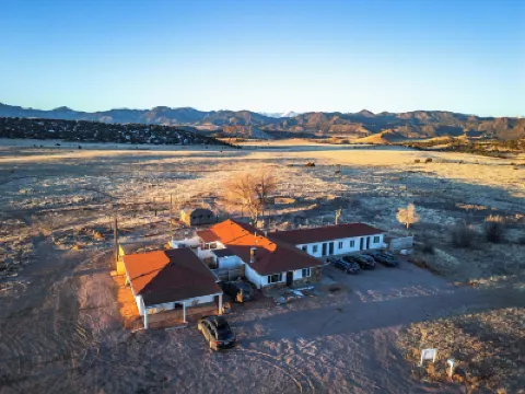 Little Canyon Inn Hotels in 