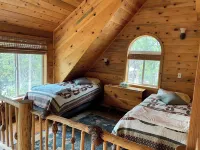 The Cabin at Crescent Creek.Best of the Central Oregon area at Crescent Lake!