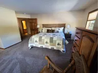 Gallatin Riverhouse Getaway