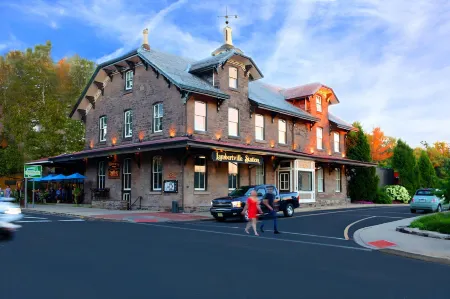 Lambertville Station Inn Отели рядом с достопримечательностью «Parry Mansion»